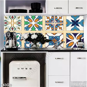 Tranh gạch in hoa văn cổ điển