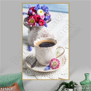 Tranh bó hoa rực rỡ trên bàn trong quán cà phê in uv