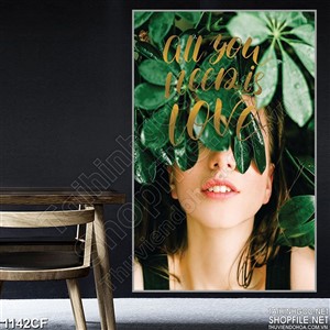 Tranh giọt sương đọng chiếc lá treo tường quán cà phê