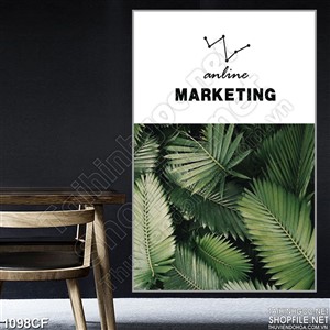 Tranh vườn lá xanh trên bức tường chữ đen trong quán cà phê