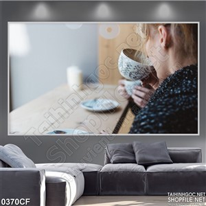 Tranh thưởng thức cà phê và tán chuyện in uv