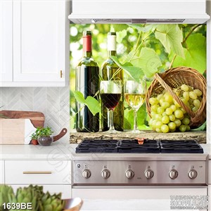 Tranh  những chùm nho tươi trong vườn treo bếp