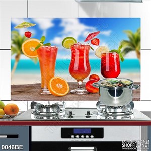 Tranh bếp nước ép dâu tây