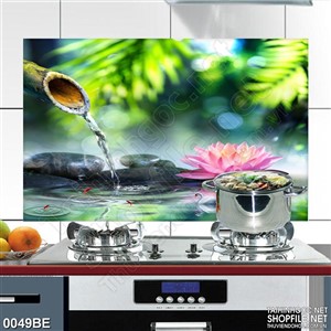 Tranh in uv bếp bông hoa súng