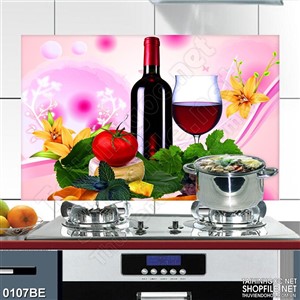 Tranh rượu vang đỏ treo tường bếp