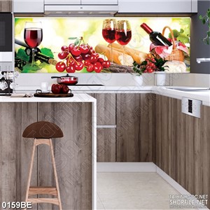 Tranh treo bếp ly rượu vang bên chùm cherry