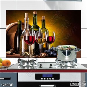 Tranh dán bếp hầm rượu vang