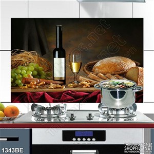 Tranh chiếc bàn rượu bên góc bếp