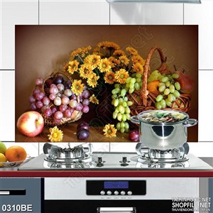 Tranh bó cúc nhí và giỏ trái cây dưới bếp