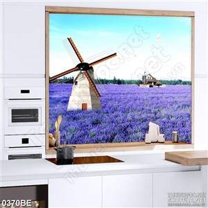 Tranh treo bếp cối xay gió trên đồng hoa tím