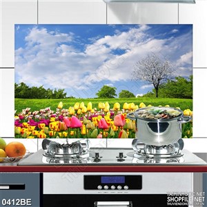 Tranh treo bếp cánh đồng hoa tulip