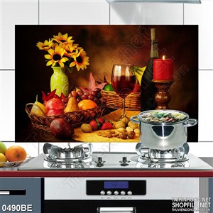 Tranh chiếc đèn cầy thắp sáng trên bàn ăn