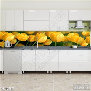Tranh bếp hoa tulip vàng in uv