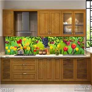 Tranh psd bếp chùm nho bên hoa tulip
