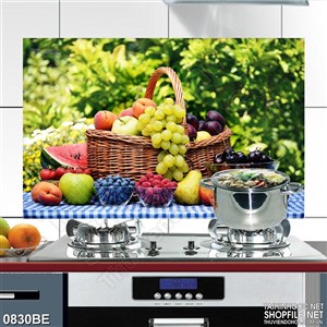 Tranh bàn trái cây ngoài vườn treo bếp