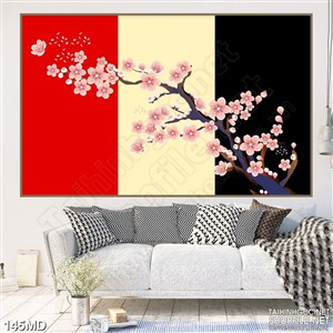 Tranh in uv cành đào hồng bên những ô màu