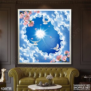Tranh trần cành anh đào bên ánh nắng xuyên mây