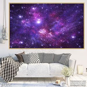 Tranh trần xuyên sáng hành tinh màu tím psd