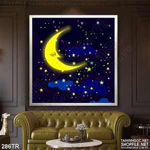 Tranh dán trần ánh trăng vàng bên những vì sao
