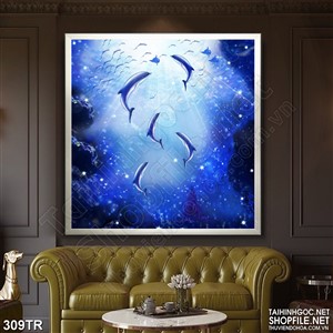 Tranh trần xuyên sáng đàn cá heo dưới đáy biển in uv