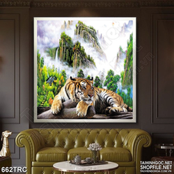 Tranh hổ thần cô đơn trên đỉnh núi cao in uv