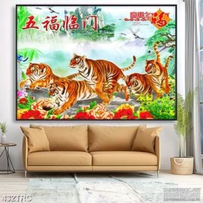 Tranh ngũ hổ tranh hùng in uv treo tường