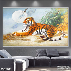 Tranh trang trí hổ tựa mình bên trăng in gạch men