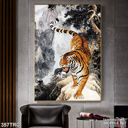 Tranh 3d hổ gầm bên vách núi in kính
