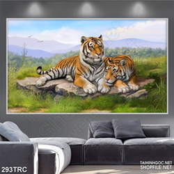 Tranh in uv đàn hổ trên cánh rừng xanh