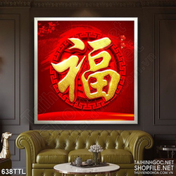Tranh in treo tết chữ phúc dáp vàng trên nền hoa đào