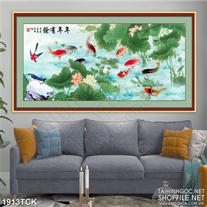 Tranh sơn dầu cá chép trong hồ sen màu biếc in treo tường Tranh sơn dầu cá chép trong hồ sen màu biếc in treo tường