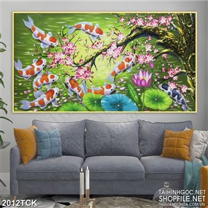 Tranh những cánh đào rời trên hồ cá koi sơn dầu
