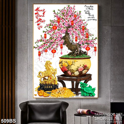 Tranh chậu bonsai in 8d hoa đào nở rộ bên tượng ngựa đúc vàng