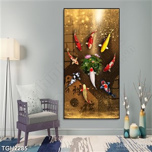 Tranh ghép in uv đàn cá koi trong dòng nước vàng óng ánh