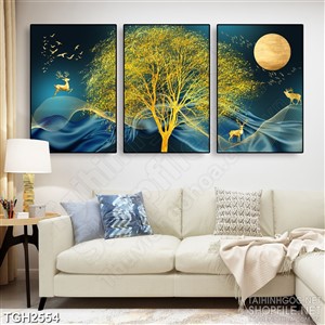 Tranh ghép cây cổ thụ ánh vàng và vầng trăng soi sáng in 5d