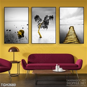 Tranh ghép in canvas cây cầu gỗ màu vàng bên cây già cô đơn