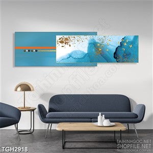 Tranh ghép in uv chú chim vàng tung bay trên bầu trời xanh