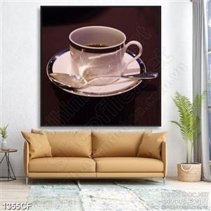 Tranh cà phê decor tách cà phê đen và chiếc muỗng trên bàn