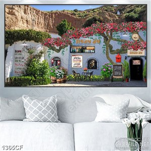 Tranh cà phê decor khung cảnh đầy hoa cây xanh dưới chân núi