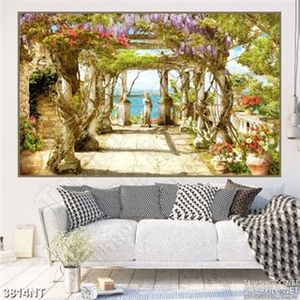 Tranh hàng dây leo quấn quanh con đường