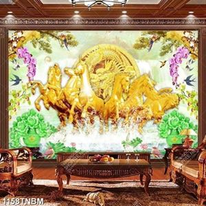 Tranh kim tiền bát mã vàng và hoa giả ngọc chất lượng cao