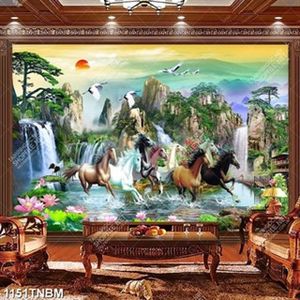 Tranh sơn thủy bát mã bên hoa sen và chim hạc nghệ thuật