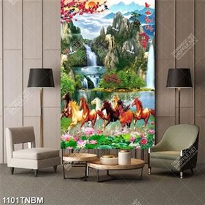 Tranh sơn thủy mùa xuân cành đào đỏ và bát mã đẹp