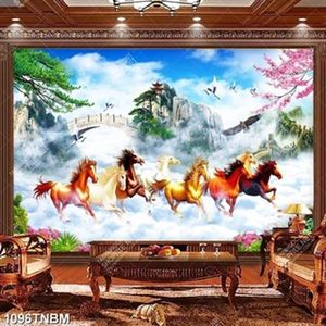 Tranh bát mã trên đỉnh núi phủ mây trắng nghệ thuật Tranh bát mã trên đỉnh núi phủ mây trắng nghệ thuật