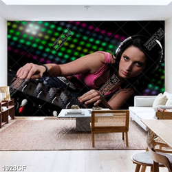 Tranh decor nữ DJ nóng bỏng