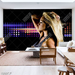Tranh nữ vũ công tóc vàng