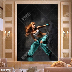 Tranh nữ vũ công hip hop