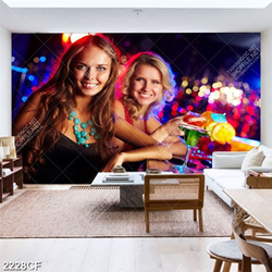 Tranh các cô gái xinh đẹp trong quán bar