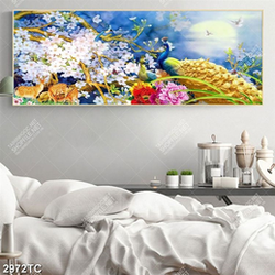 Tranh hoa đào và chim công