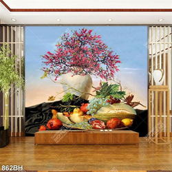 Tranh bình hoa treo tường cành anh đào đỏ bên đĩa trái cây